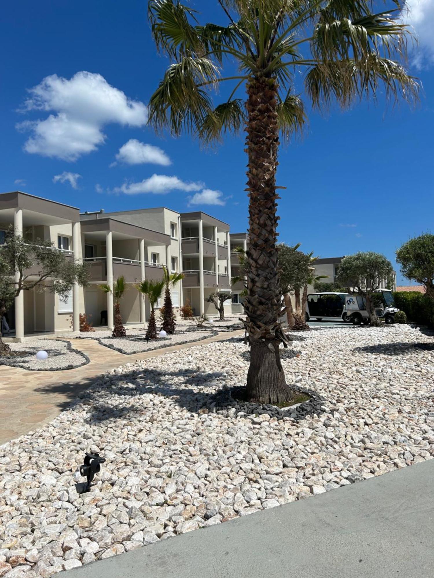 Le Jardin De Babylone "Reserve Aux Couples Uniquement" Agde Exteriér fotografie